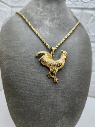 Colgante Gallo Acero Quirúrgico Baño Oro