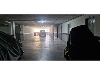 Garaje en venta en Puerto Marina en Benalmádena