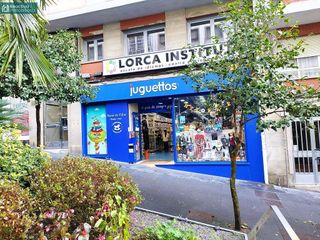 Local comercial en venta en Ensanche - Sar en Santiago de Compostela