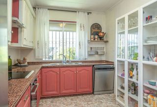 Chalet en venta en La Algoda - Matola - El Pla en Elche