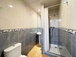 Local comercial en alquiler en Los Pacos en Fuengirola