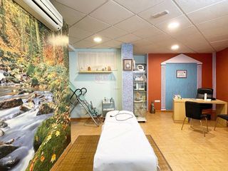 Local comercial en alquiler en Los Pacos en Fuengirola