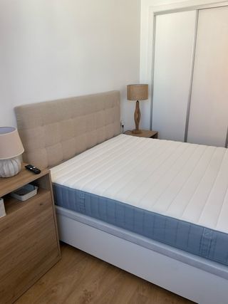Cabecero de cama beige
