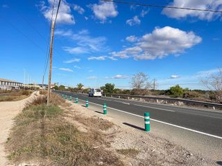 Local comercial en venta en Crevillent