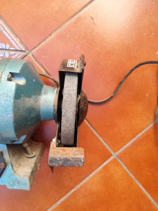 Afiladora Eléctrica Profesional