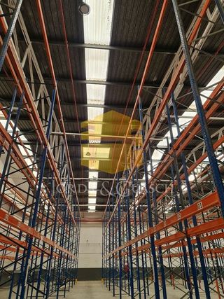 Nave industrial en alquiler en Parets del Vallès