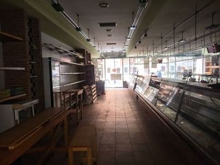 Local comercial en alquiler en El Llano en Gijón