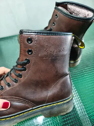Botas similares a Dr. Martens Marrones Forradas