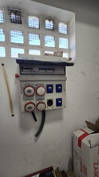 Nave industrial en alquiler en Tremañes en Gijón