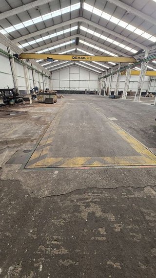 Nave industrial en alquiler en Tremañes en Gijón