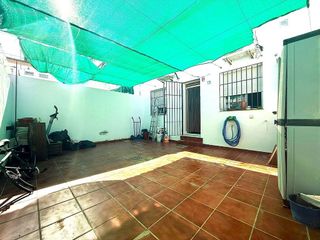 Chalet en venta en Cantillana