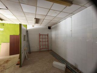 Local comercial en alquiler en El Llano en Gijón