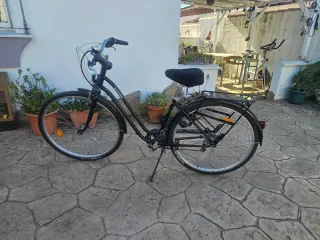 Bicicleta Paseo B'twin Negra