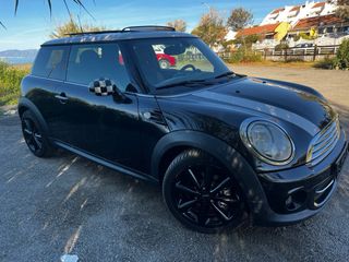 MINI Cooper 2011