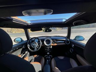 MINI Cooper 2011