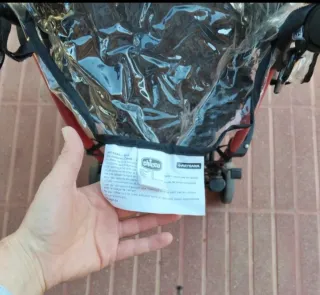 Silla de paseo tipo paraguas para bebé