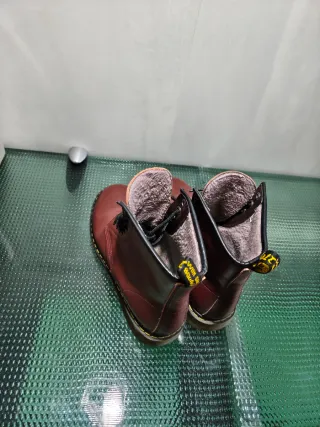 Botas similares Dr. Martens Marrones Talla 39, 25