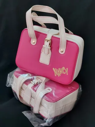 Maleta Nancy Rosa y Blanca