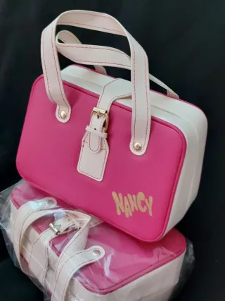 Maleta Nancy Rosa y Blanca