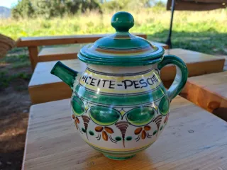 Jarra cerámica aceite pescado