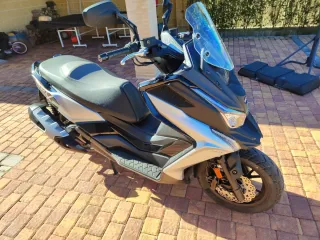 Kymco DTX 360 Maxi Scooter Automática