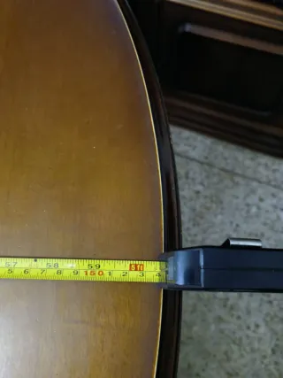 Mesa de comedor redonda de madera