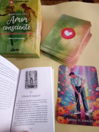 Lote 2 Mazos Oráculo Amor Consciente y Ángeles