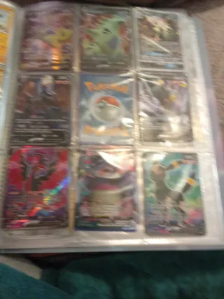 Pack 8 Cartas Pokémon V y GX