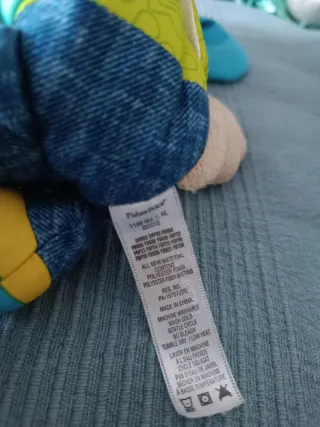 Peluche perrito Fisher-Price actividades