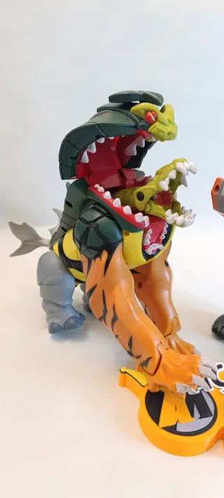 Action Man ATOM Híbrido Attack