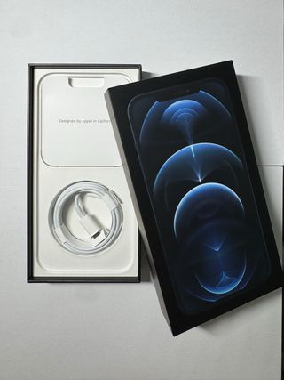 Caja iPhone 12 Pro Max
