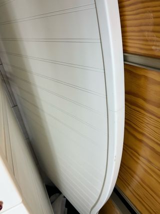 Cabecero de madera blanco