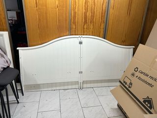 Cabecero de madera blanco