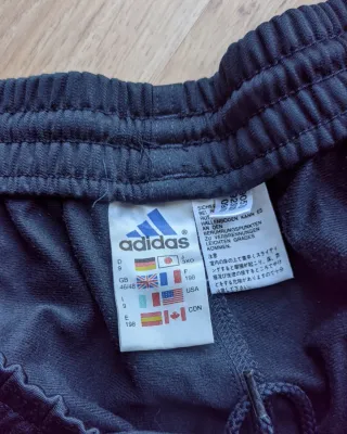 Pantalón adidas vintage baggy. Anchos de los 2000