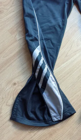 Pantalón adidas vintage baggy. Anchos de los 2000