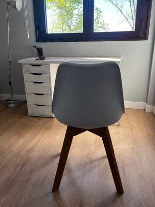 Escritorio madera y metal con cajonera