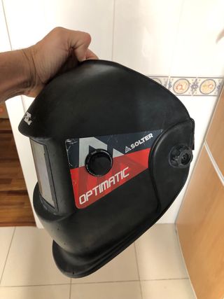Pantalla de soldar automática
