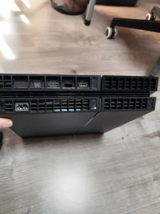 Consola PS4 (PlayStation 4) Negra + 2 Mandos