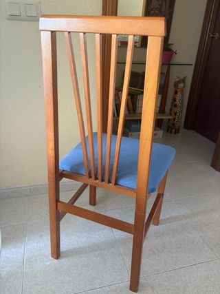 Set di 4 sedie da pranzo in legno