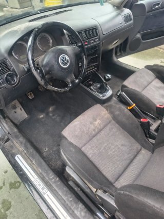 Volkswagen Golf 2002