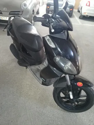 Aprilia Sportcity One 125 2009 Negra