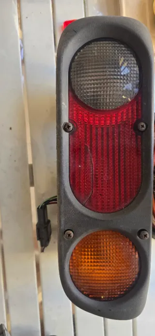 Pilotos Traseros para  Nissan Terrano II R20