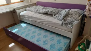 Cama nido doble morada y blanca