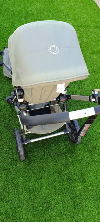 Bugaboo Camaleón 3 Verde Caqui.