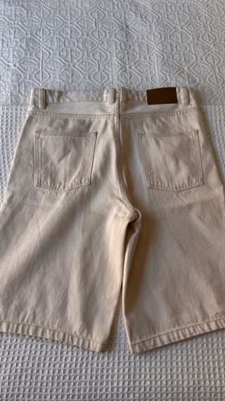 Bermuda baggy crudo Lefties