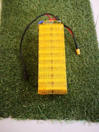 Batería Externa 36V 12.8Ah 460Wh Li-ion