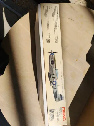 Maqueta P-51D Mustang Fighter 1:48 Meng