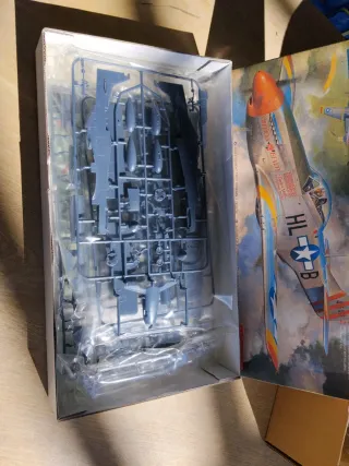 Maqueta P-51D Mustang Fighter 1:48 Meng