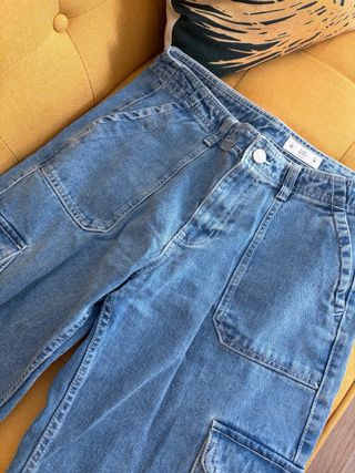 Pantalón vaquero cargo azul