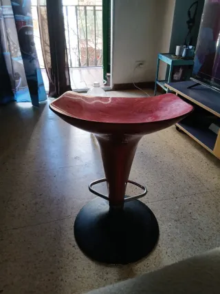 Taburete Vintage Rojo y Negro